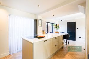 Photo 29- click for photo gallery